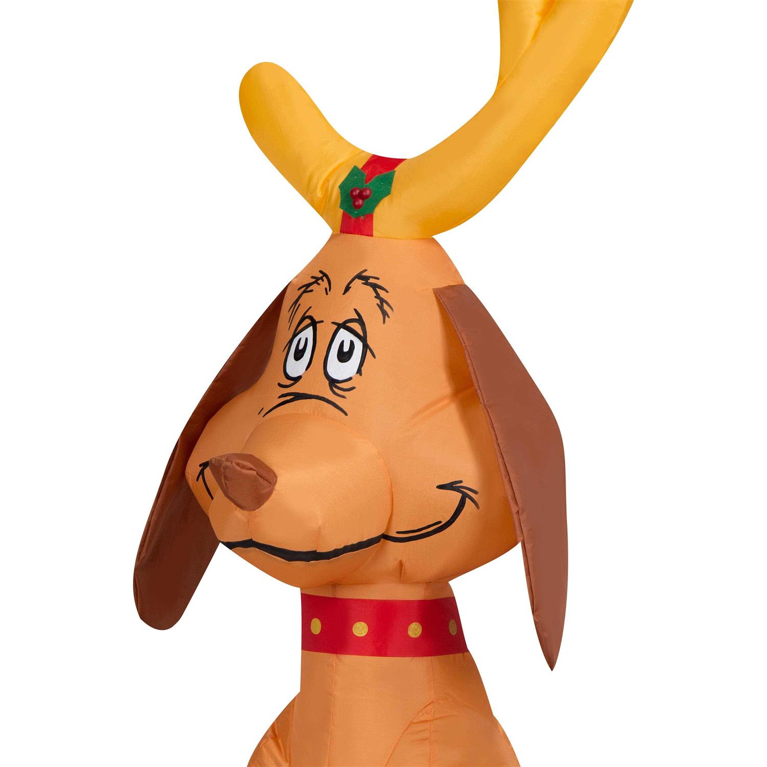 Airblown Inflatables Christmas Max with Present Dr. Seuss - Image 4