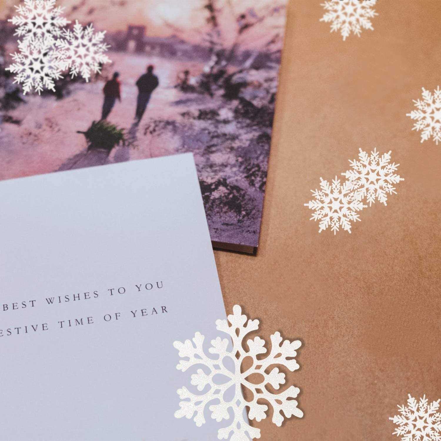 kockuu 36pcs Christmas White Snowflake Ornaments Plastic Glitter Snow Flakes Ornaments for Winter Christmas Tree Decorations Size Varies Craft - Image 5