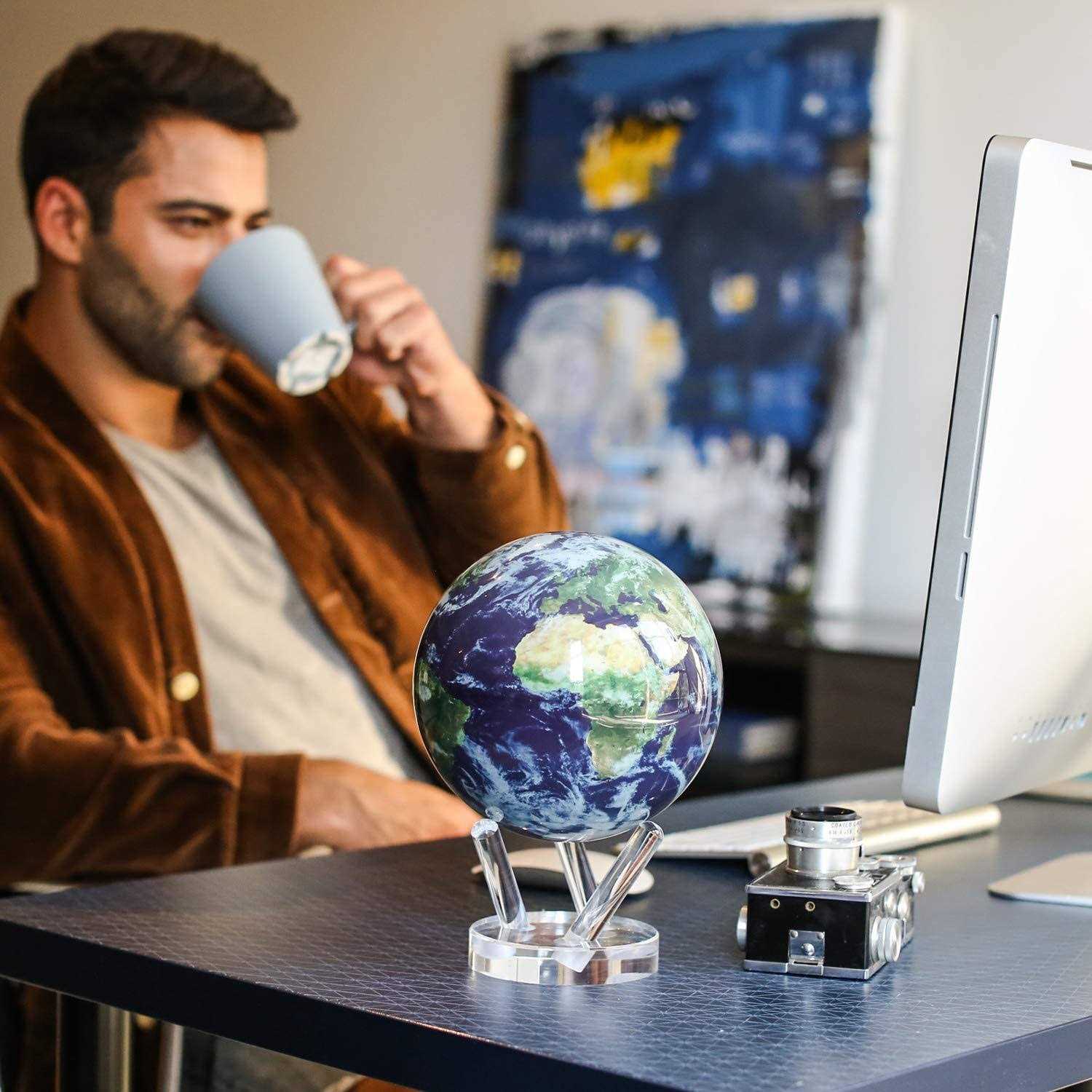 MOVA Earth with Clouds Globe 6 - Image 4