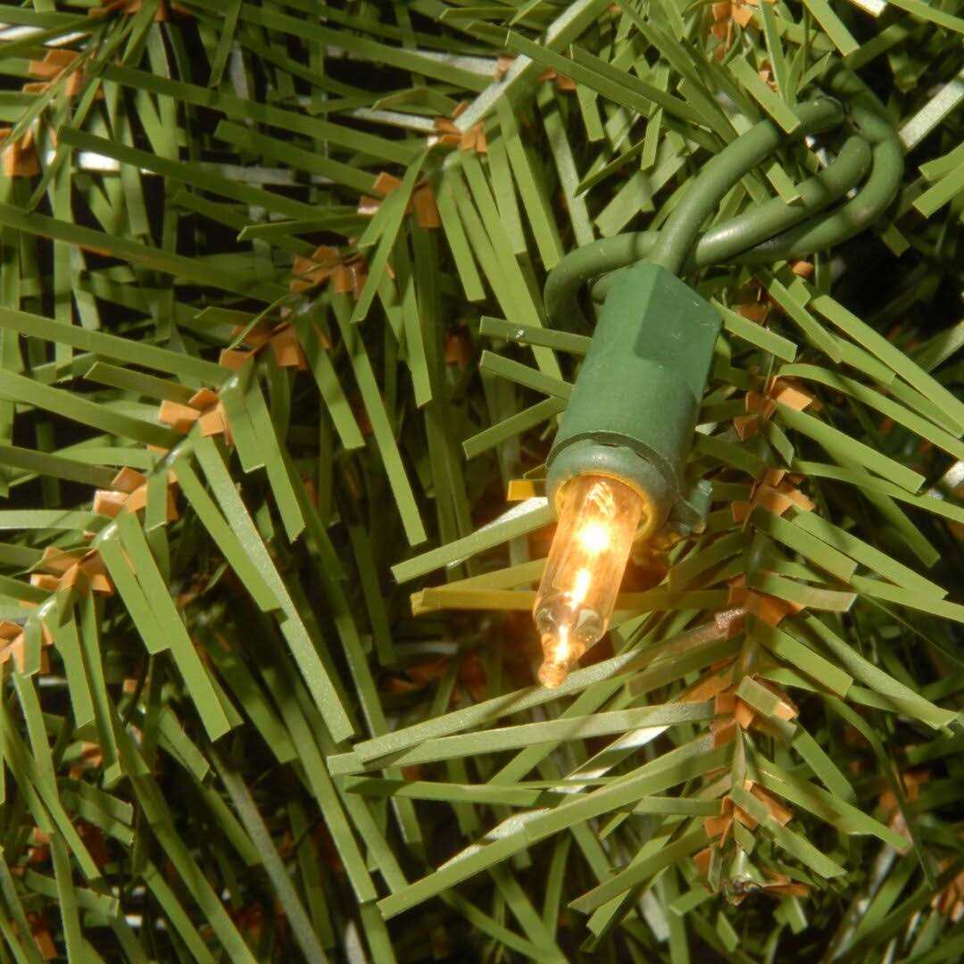 Three Posts™ Norwood Fir Lighted Wreath - Image 4